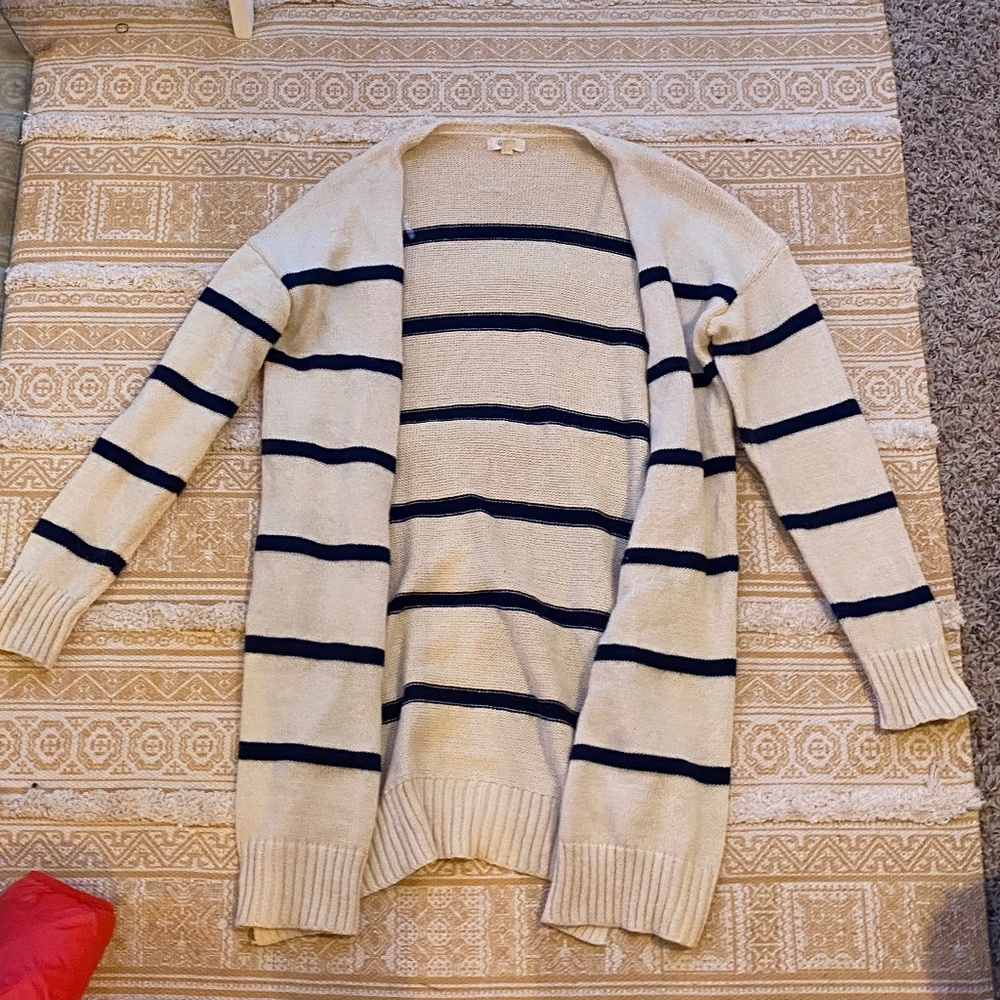 Long sleeve cardigan